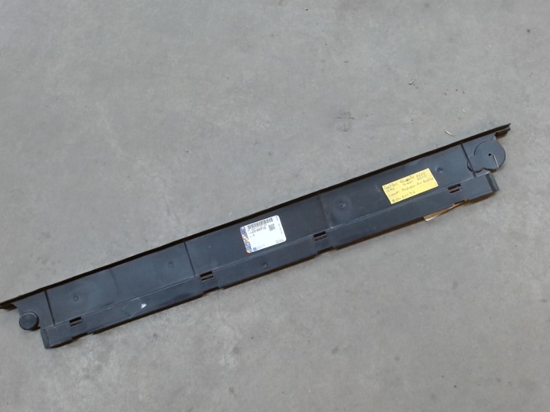 Lower Radiator Air Baffle