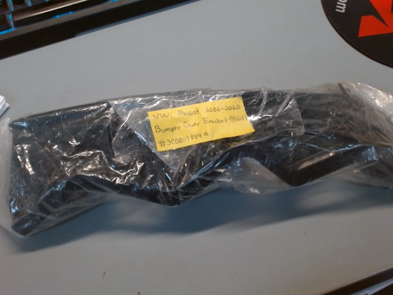 Front Bumper Cover Bracket (NO BOX)