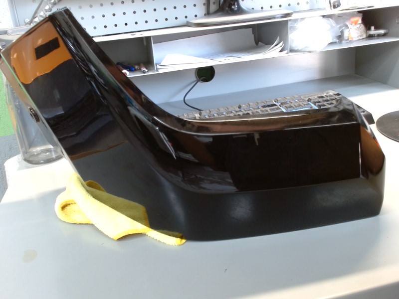 Front Right Bumper Top Cap Front Right Bumper Top Cap